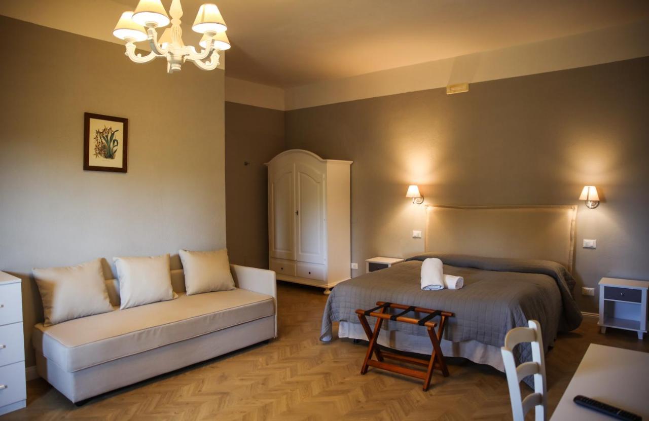 Agriturismo Podere S. Croce Saturnia Exteriör bild