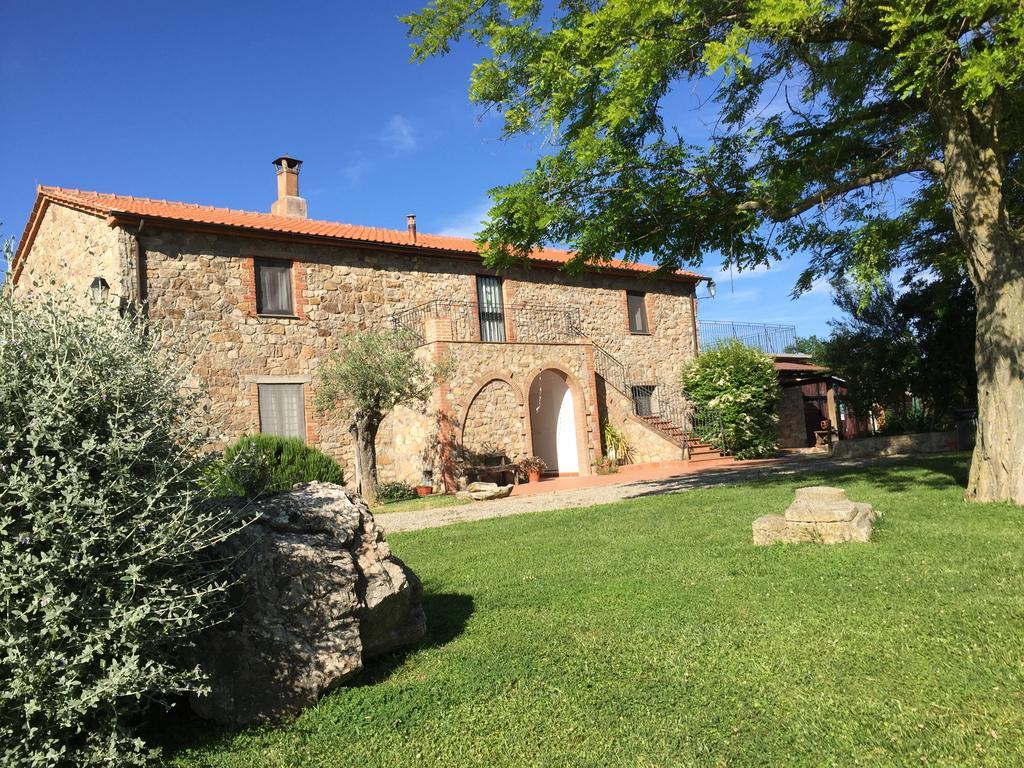 Agriturismo Podere S. Croce Saturnia Exteriör bild
