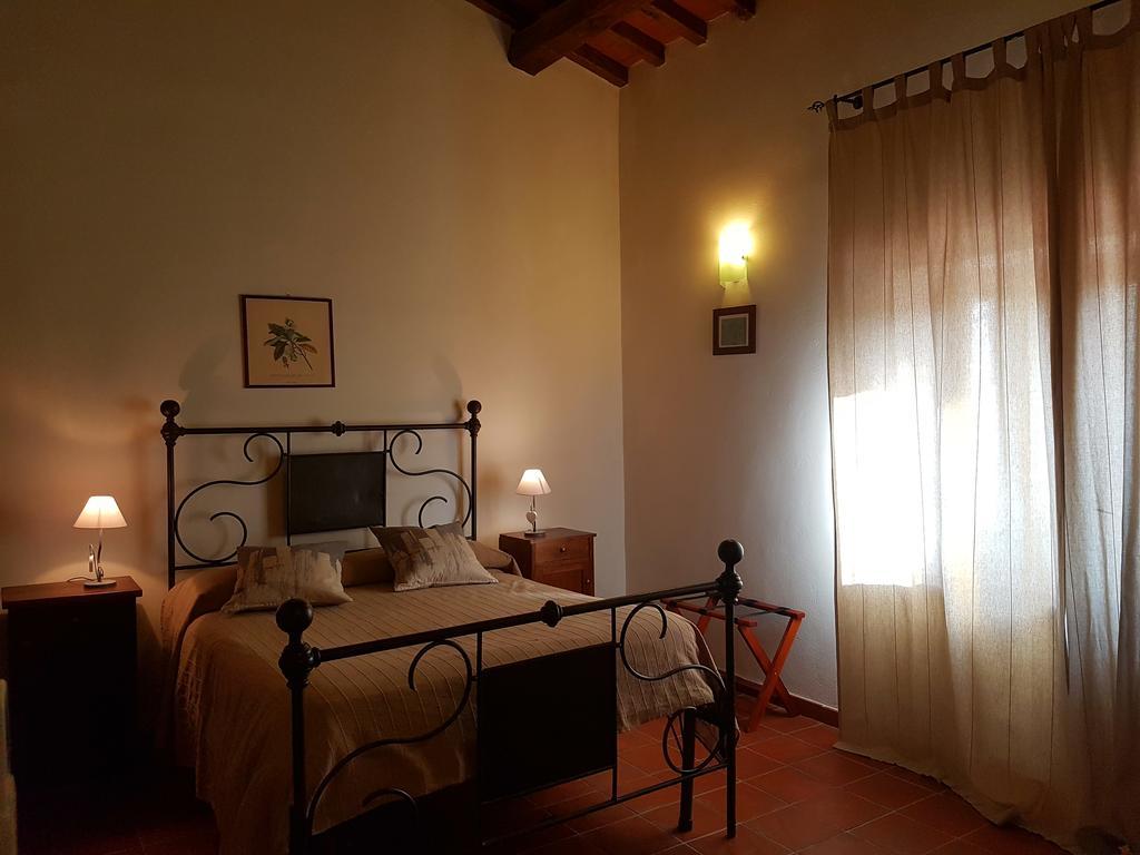 Agriturismo Podere S. Croce Saturnia Exteriör bild